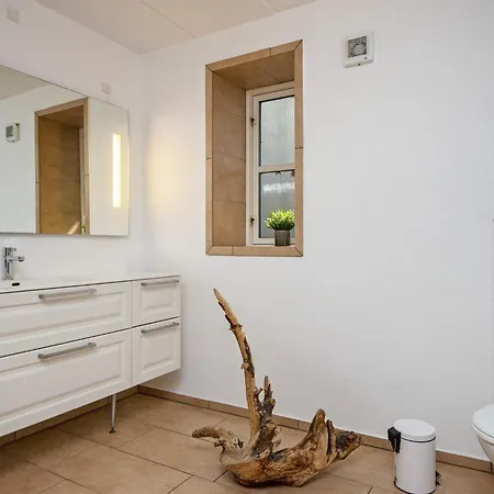 Panoramic Retreat By Water - By Traum Casa vacanze